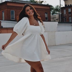 Meet your Posher, Ava